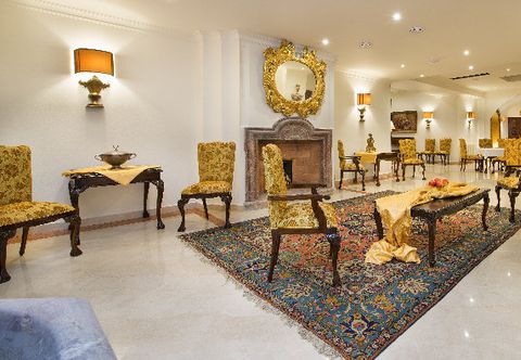 Lobby Residence Leon D'Oro