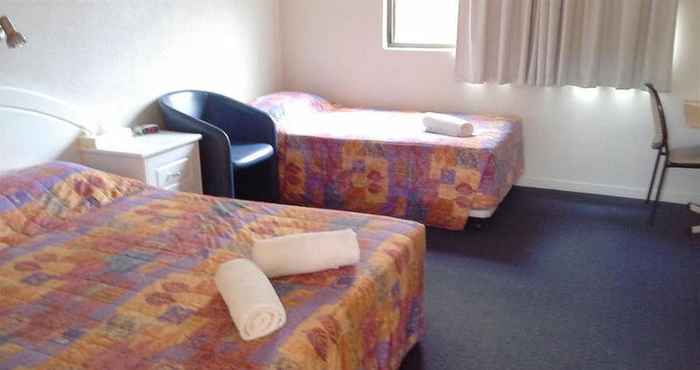 Kamar Tidur Cluden Park Motor Inn