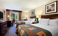 Bedroom 5 Delta Hotels South Burlington