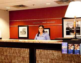 Lobby 2 Hampton Inn East Windsor