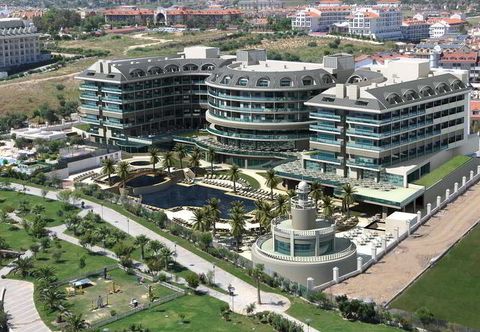 其他 Commodore Elite Suites & Spa Hotel