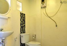 In-room Bathroom 2 Tonnam Villa