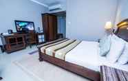 Kamar Tidur 6 Neelams The Glitz Goa