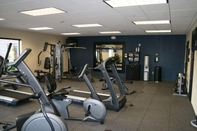 Fitness Center Hampton Inn & Suites Warren