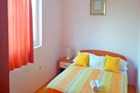 Kamar Tidur Apartments Burmeta