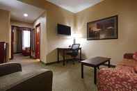 Khu vực công cộng Best Western Plus Ticonderoga Inn & Suites