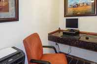 Dewan Majlis Quality Inn Chickasha near University