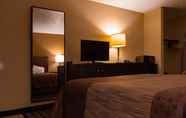 Bedroom 6 SureStay Hotel by Best Western Summersville