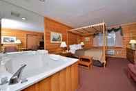 Kolam Renang Quality Inn & Suites Prairie du Chien