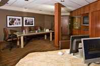 Ruangan Fungsional Jasper Inn & Suites