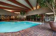 Swimming Pool 2 Jasper Inn & Suites