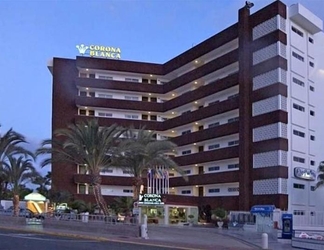 Exterior 2 Corona Blanca