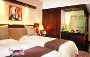 Bedroom 2 Xiyuan Hotel Beijing