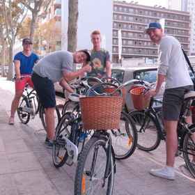 Twentytu 1, 콩그레스 인디언스 호텔