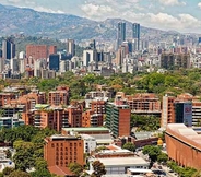 Nearby View and Attractions 5 Renaissance Caracas La Castellana Hotel