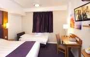 Kamar Tidur 2 Premier Inn London Gatwick Airport