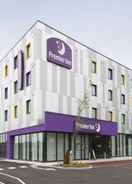 EXTERIOR_BUILDING Premier Inn London Stansted Airport