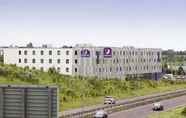 Bên ngoài 4 Premier Inn London Stansted Airport