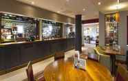 Bar, Cafe and Lounge 6 Premier Inn London Stansted Airport