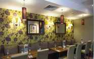 Restaurant 7 Premier Inn London Stansted Airport