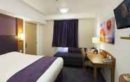 Bedroom 3 Premier Inn London Stansted Airport