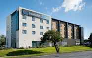 Exterior 6 Travelodge Liverpool Stonedale Park