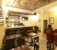 Bar, Cafe and Lounge 2 Donatello Hotel