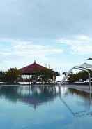 SWIMMING_POOL Vivanta Trivandrum