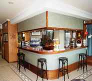 Bar, Cafe and Lounge 3 Sandra II
