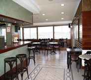 Bar, Cafe and Lounge 4 Sandra II