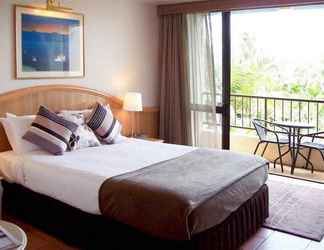 Bedroom 2 Capricorn Resort Golf