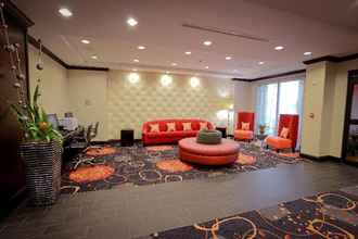 Sảnh chờ 4 Hampton Inn and Suites Albany