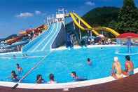 Swimming Pool Hotel Breza