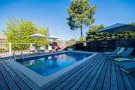 Swimming Pool Hotel Bordeaux Pessac