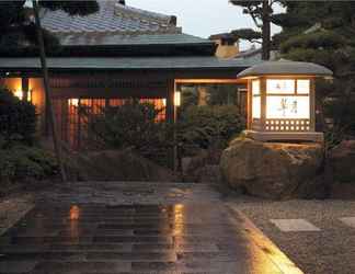 Exterior 2 Ureshino Onsen Warakuen