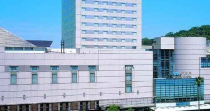 Bangunan JR Hotel Clement Tokushima