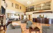 Lobby 6 Comfort Suites Jonesboro University Area