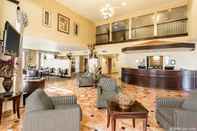 Lobby Comfort Suites Jonesboro University Area