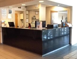 Lobby 2 Econo Lodge Oceanfront Virginia Beach