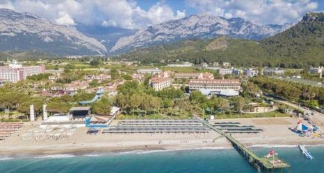 สระว่ายน้ำ 2 Grand Mir'Amor Hotel