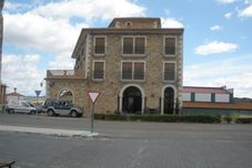 外部的 Complejo Peñafiel Caceres