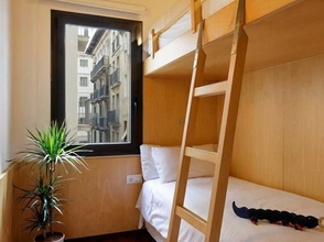 Bilik Tidur 4 Inside Barcelona Apartments Esparteria