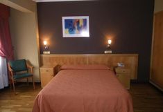 Others 2 Hotel Silva