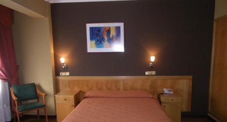 Others 2 Hotel Silva