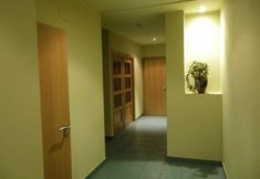 Others 3 Hotel Silva