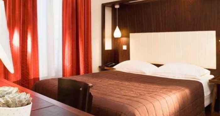 Bilik Tidur Paris Residence Hotel