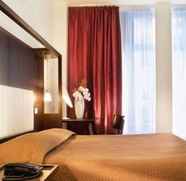 ห้องนอน 4 Paris Residence Hotel