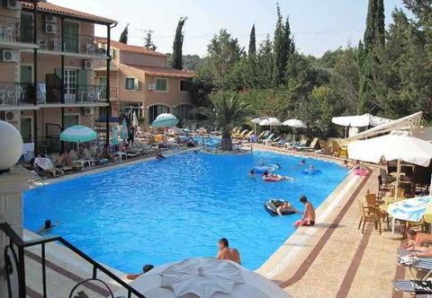 Swimming Pool Philippos Hotel