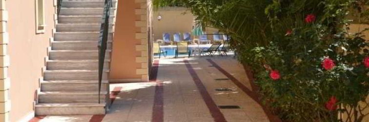 Exterior Philippos Hotel