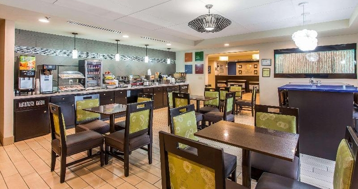 ร้านอาหาร Comfort Inn & Suites Cookeville